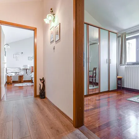 Andrea By Interhome Brseč